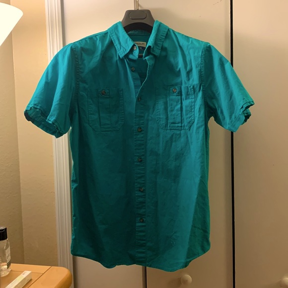 Magellan Outdoors Other - Men’s Magellan Light Weight Sport Shirt
